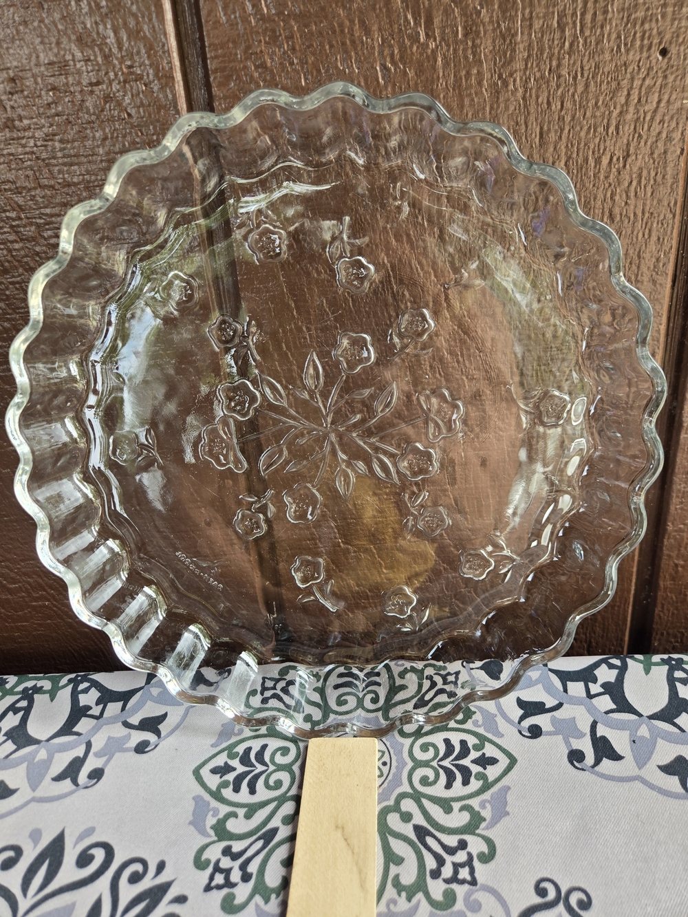 Anchor Hocking Thick Glass Pie, Tart, Quiche Plate with Floral Design - Vintage